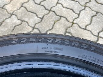 Letne 295/35 R21 - 4