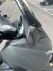 YAMAHA XMAX 300 TECH MAX 2021 - 4