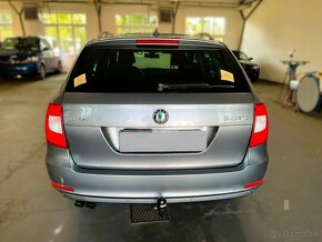 Škoda Superb Combi 2.0 TDi DSG 4x4 Full Výbava - 4