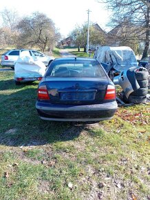 Škoda octavia 1 1,6 benzín - 4