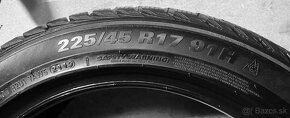 225 45 r17 kumho wintercraft wp71 - 4