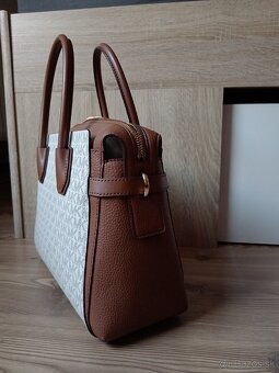 Michael Kors Kabelka - 4