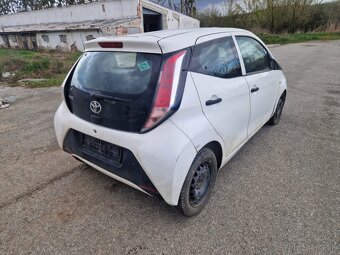 Rozpredám na náhradné diely Toyota Aygo 2018 - 4