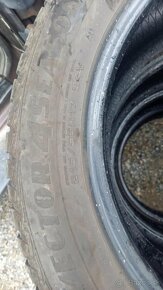 215/55R17. 94V  Goodyear zimné - 4