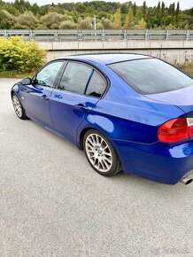 BMW 320si - 4