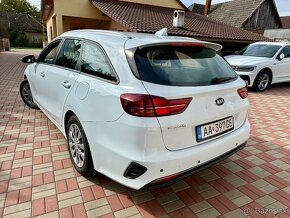 Kia Ceed SW 1.6 CRDi 100kw Vision Edition 7/2020 - 4