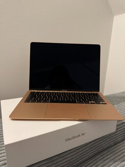 MacBook Air - 4