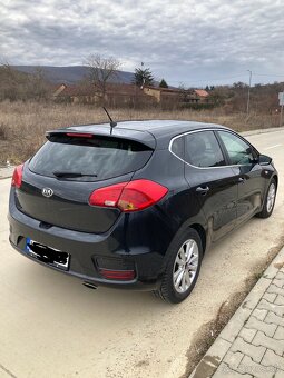 Predám KIA Ceed 1,6 GDI 99kw team slovaKia edition - 4