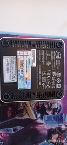 HAL3000  Intel nuc - 4