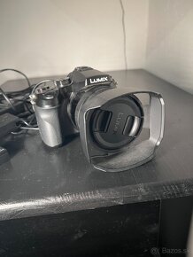 Panasonic LUMIX DMC-FZ2000 - 4