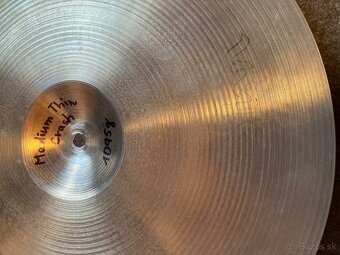 Avedis Zildjian Medium Thin Crash 16" - 4