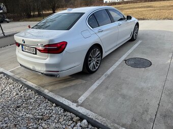 BMW 7 750i xDrive, najazd: 94.000 km - 4