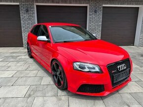 Audi RS3 8P 2.5 TFSI QUATTRO - 4