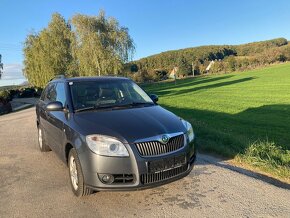 SKODA FABIA BENZIN NAJ.81000 KM MÓD ROK 2010 - 4