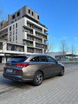 Hyundai i30 CW 1.5 T-GDi mHEV iMT Family odpočet DPH - 4