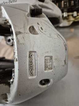 Brzdové strmene 4 piestikove BREMBO - 4