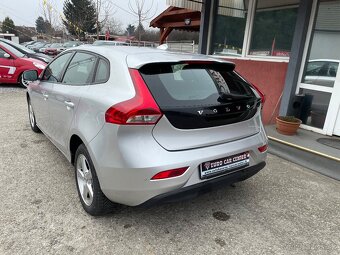 Volvo V40 D2 2.0L ECO 120k Kinetic - 4