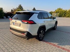 Toyota RAV4 2.0 benzin FWD - automat - 4