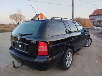 Škoda Octavia Combi 1.9TDi PD 4x4 Swiss Ice Hockey - 4