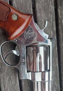 Predám Smith & Wesson 629 - 4