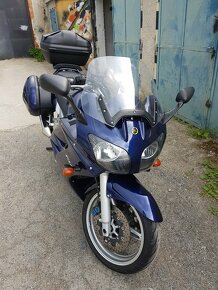 Yamaha FJR 1300 - 4