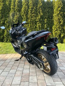 Yamaha T-Max 560 Tech Max NEW MODEL - 4