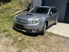 Subaru outback 2.0 d manual 2010 - 4