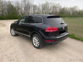 Volkswagen VW Touareg 4.2 TDI R-Line V8 2014 7p - 4