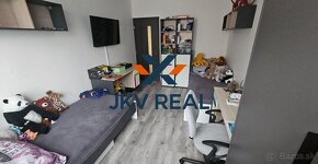 JKV REAL ponúka na predaj 3 izbový byt na ulici A. Žarnova v - 4