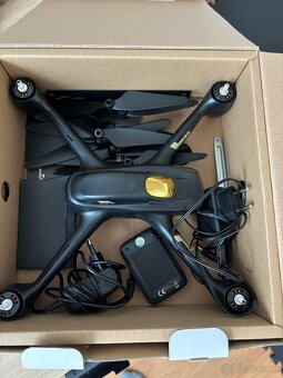 Dron Hubsan H501S X4 Air - 4