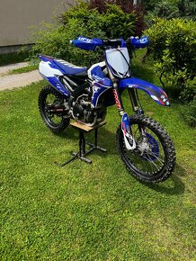 Yamaha YZF 450 - 4