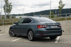 Škoda Superb 1.6 TDI Ambition DSG - 4