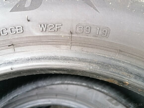 Zimné pneu = 195/60 R15 = BRIDGESTONE - 4