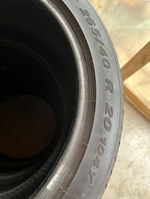 265/40 r20 - 4