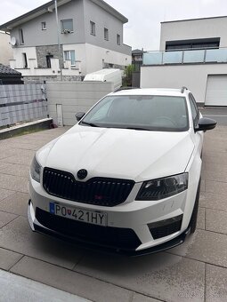 Skoda Octavia 3 RS 2.0TSI - 4