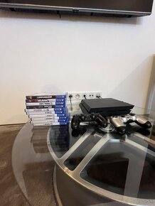 Playstation 4 s 2 ovládačmi a 10 hrami - 4