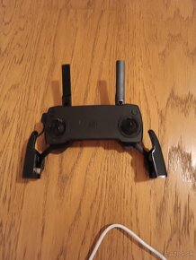 Predan dron DJI mini se - 4