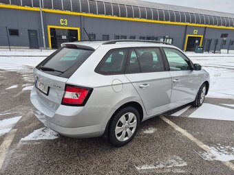 Predám Škoda Fabia 1,2 TSI benzín r.v. 01/2017 - 4