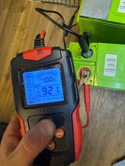 Predám AGM MONBAT 12MWR180 – 180Ah, 12V - 4