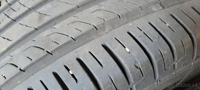 Predám 4ks jazdené letné 215/60r16-99H Barum - 4