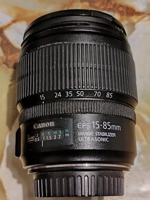 Canon EF-S 15-85mm f/3.5-5.6 IS USM - 4