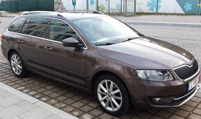 Skoda Octavia Elegance DSG 2.0 TDI - 4