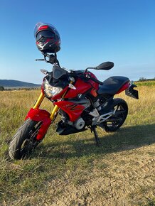 BMW g310r - 4