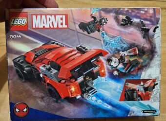 Lego Spiderman 76244 - 4