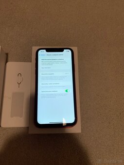 Predám iPhone 11 64gb.z novov batériou. - 4