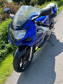 Suzuki GSX-R 600 - 4