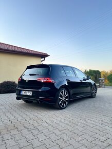 Volkswagen Golf 7 GTI Performance 2.0 TSI - 4