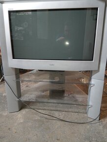 Televízor Sony Trinitron  KV - 32 FQ75D - 4