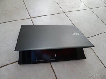 15.5" ASUS R520/Core I7/12GB RAM/ 512SSD a 1TB HDD/2xGrafik - 4