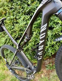 Canyon Lux CF6 2022 (M) - 4